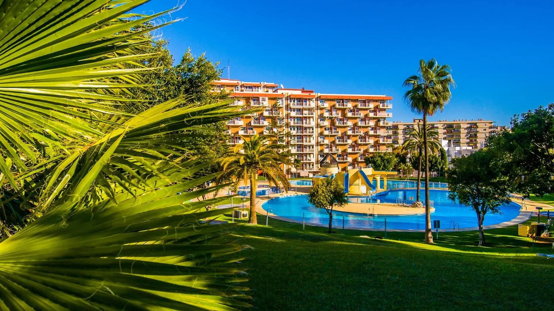 Apartment 102 Estudio En Jupiter Apartmentos - Piscina Y Playa - Excelente Ubicacion Benalmadena Spain
